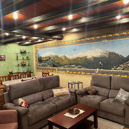 Casa Pelentos Sandiniés المظهر الخارجي الصورة